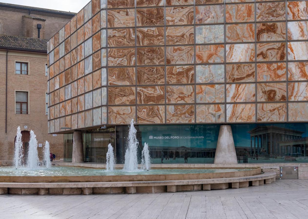 Hotel Tibur Zaragoza Exteriör bild