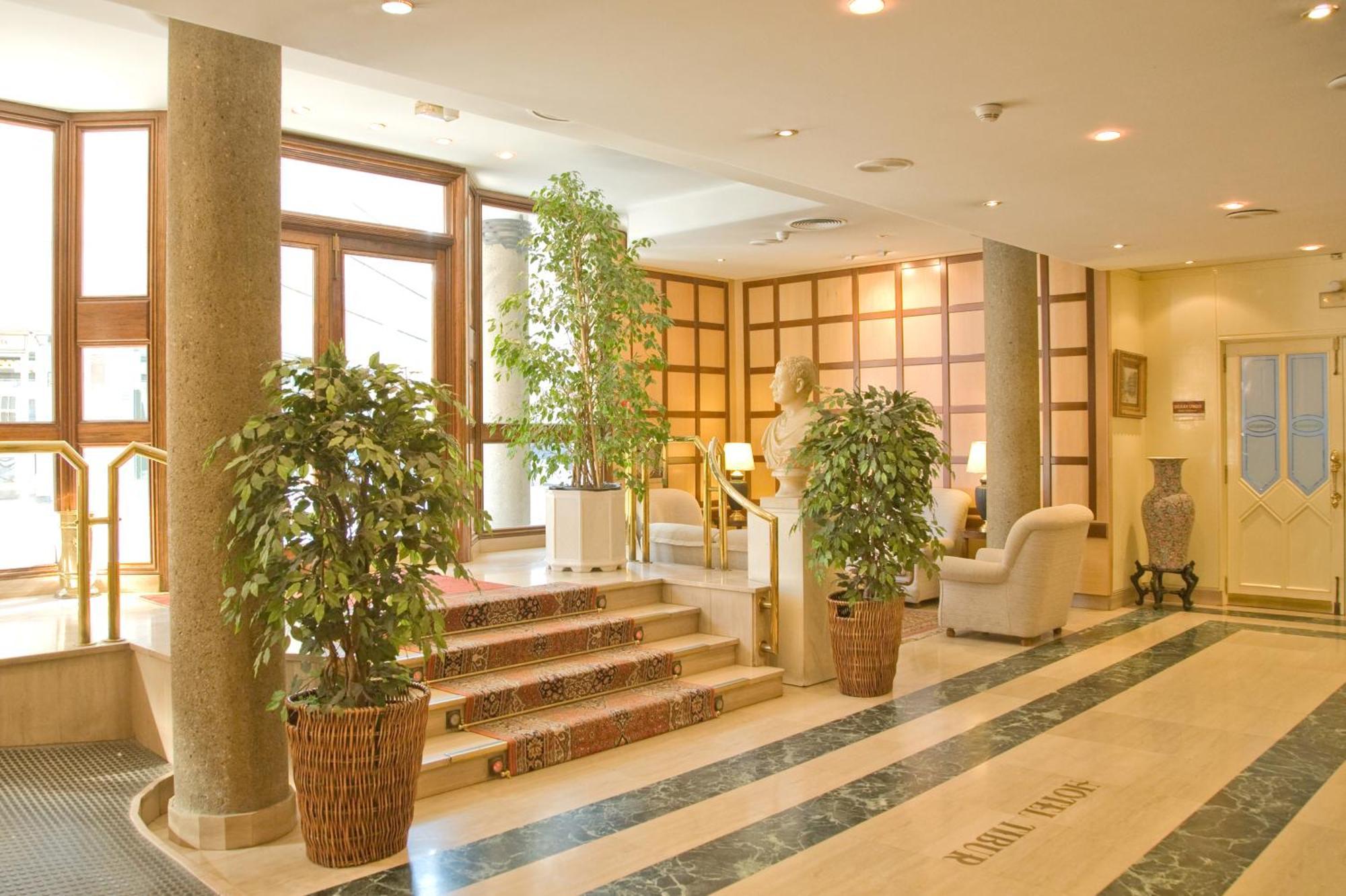 Hotel Tibur Zaragoza Inreriör bild
