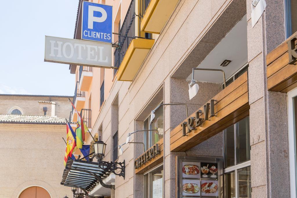 Hotel Tibur Zaragoza Exteriör bild